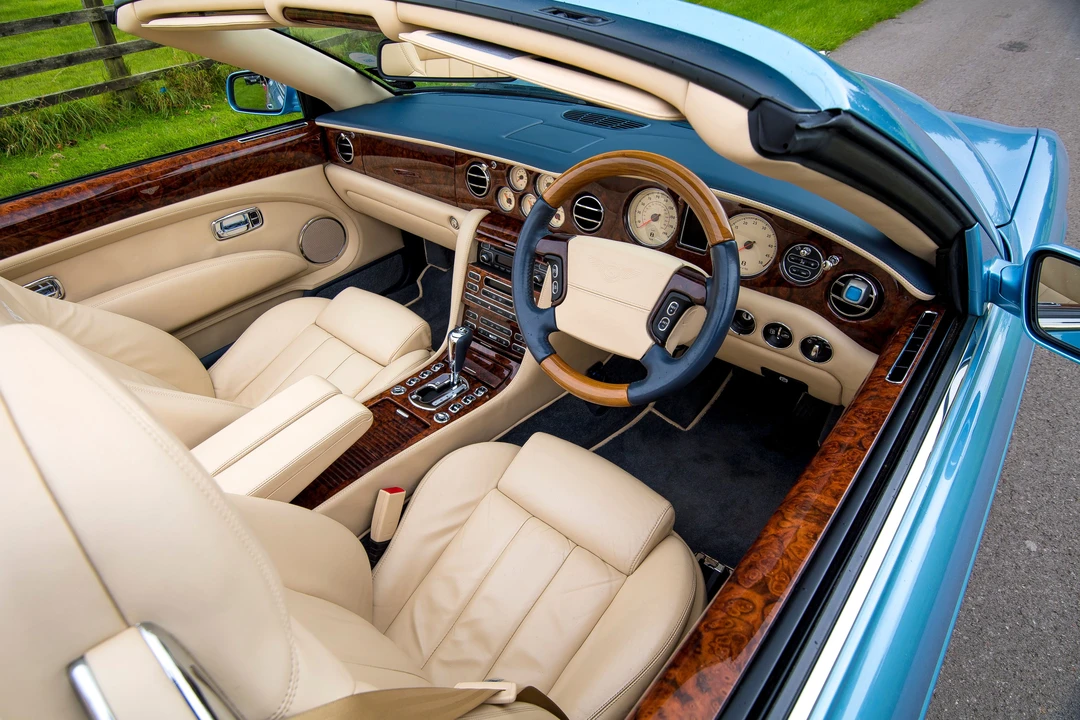 2008 Bentley Azure 2nd Gen - Image 16 of 31