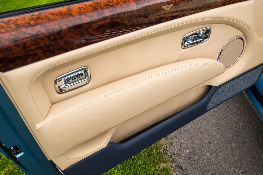 2008 Bentley Azure 2nd Gen - Image 5 of 31