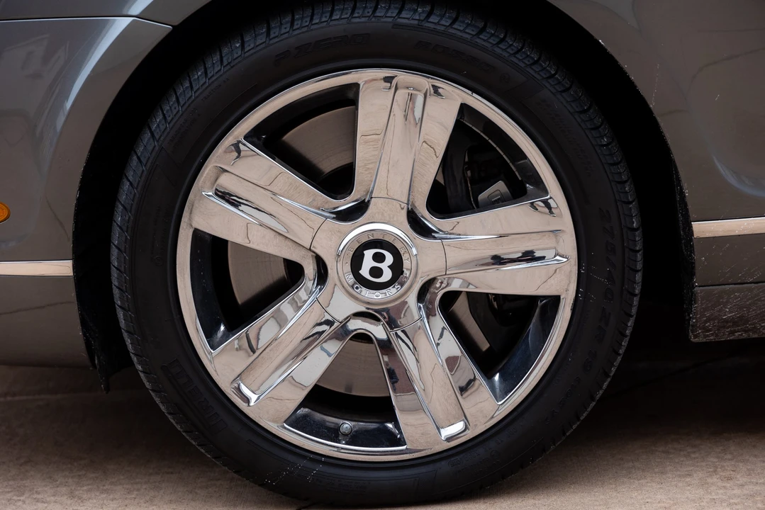 2008 Bentley Continental Flying Spur - Image 26 of 31