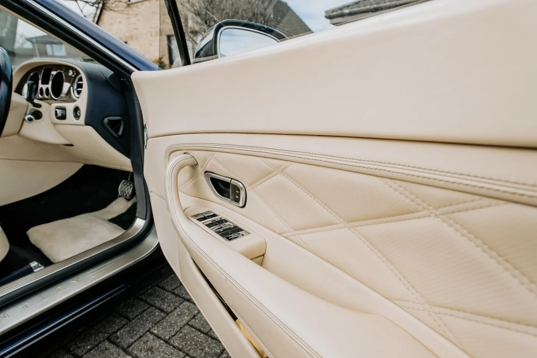 2008 Bentley Continental GTC - Image 21 of 30