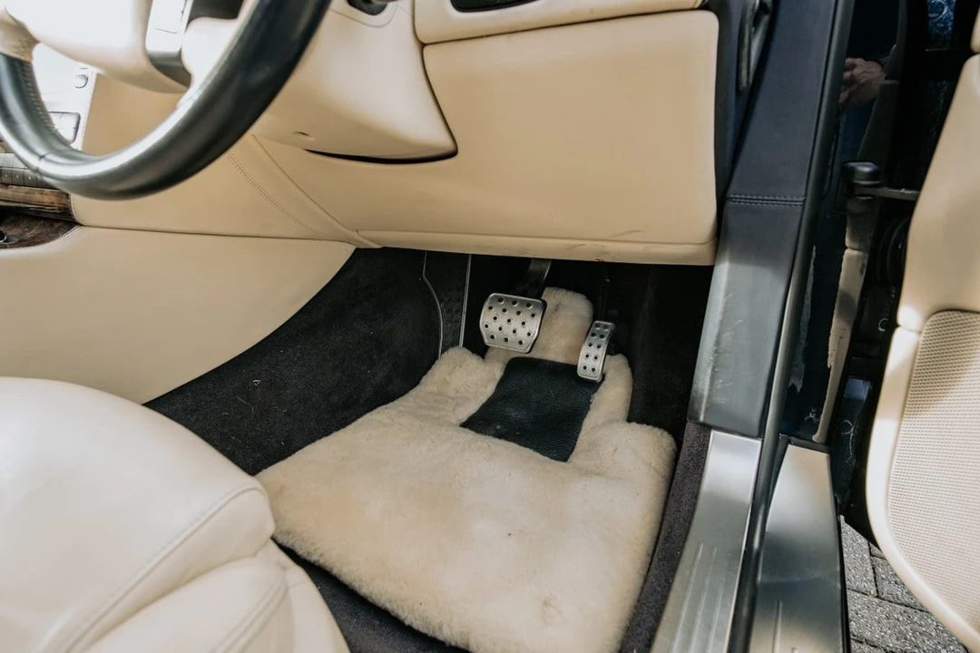 2008 Bentley Continental GTC - Image 16 of 30