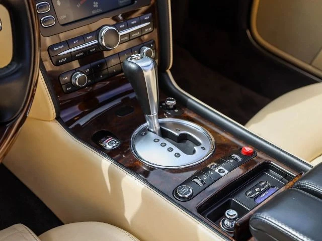 2008 Bentley Continental GTC - Image 26 of 31
