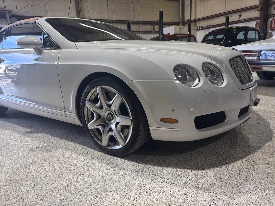 2008 Bentley Continental GTC - Image 22 of 31