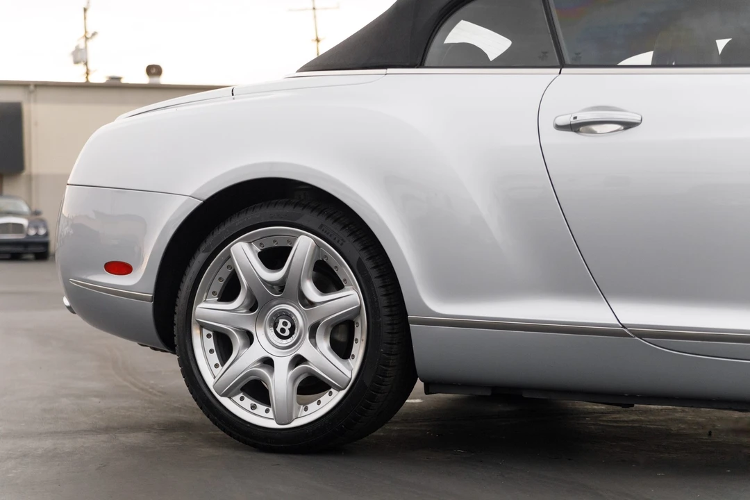 2008 Bentley Continental GTC - Image 22 of 31