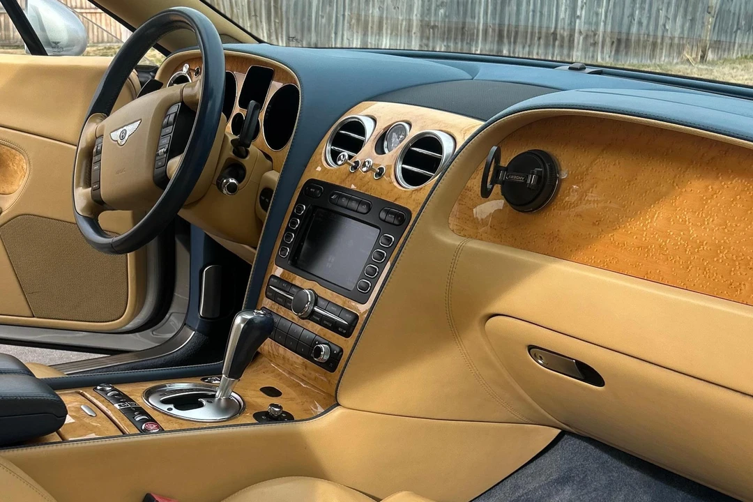 2008 Bentley Continental GTC - Image 23 of 31