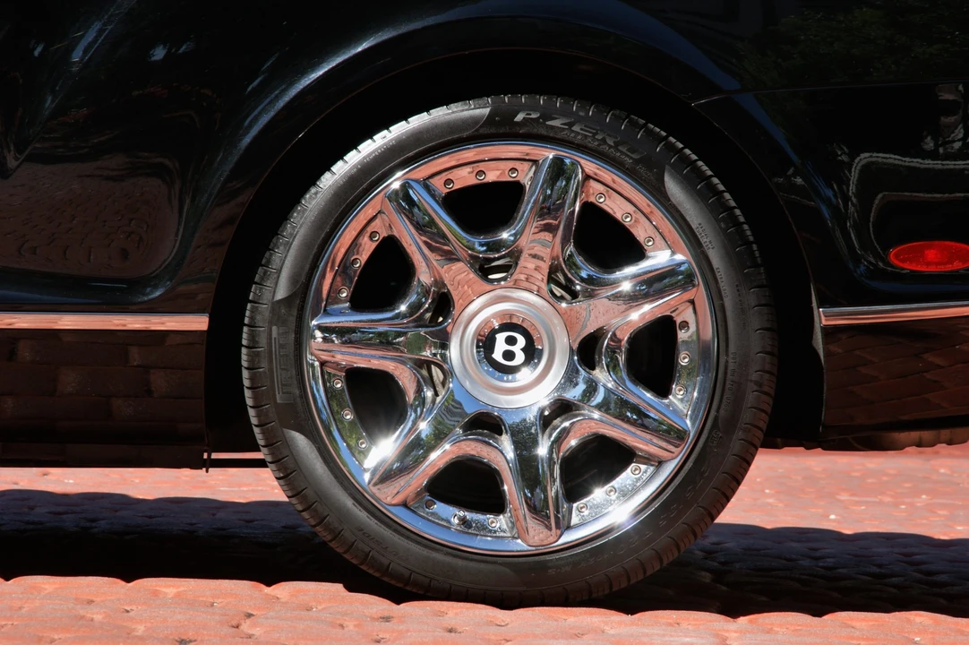 2008 Bentley Continental GTC - Image 17 of 31