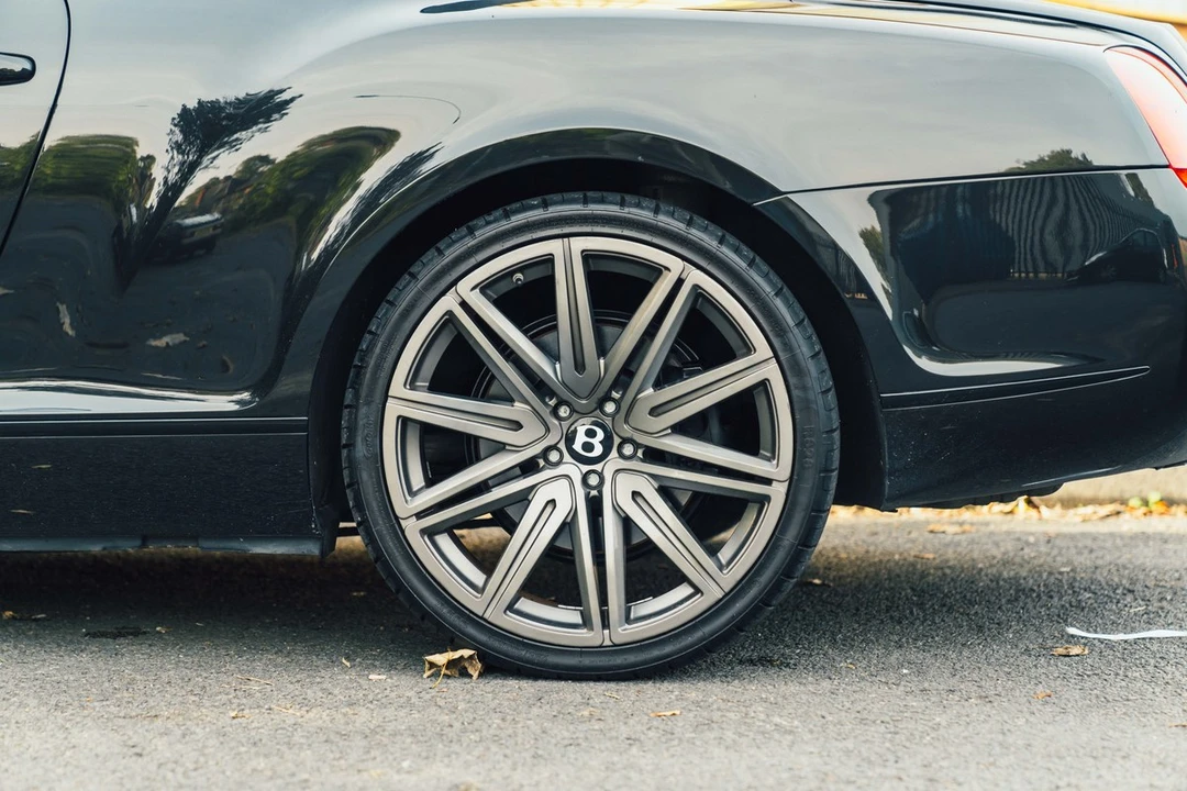 2008 Bentley Continental GTC - Image 17 of 30