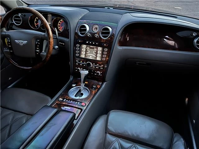 2008 Bentley - Image 8 of 31