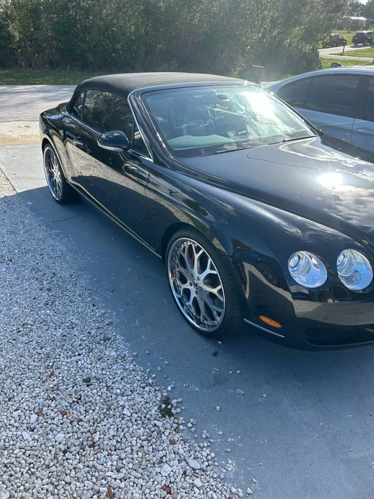 2008 Bentley Azure 2nd Gen - Image 11 of 13