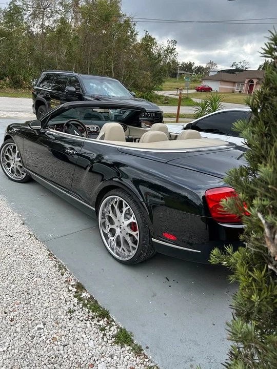 2008 Bentley Azure 2nd Gen - Image 2 of 13