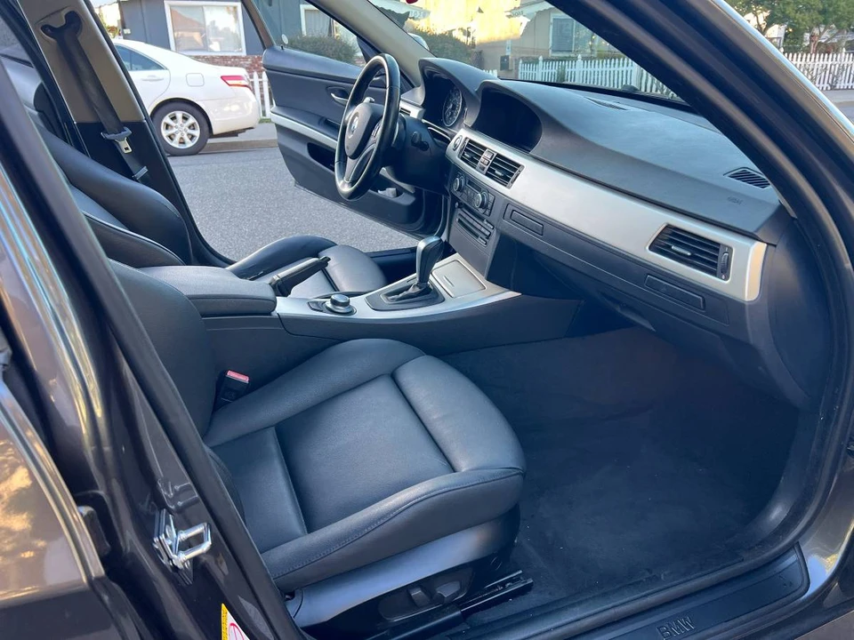 2008 BMW E90 3 Series Sedan - Image 11 of 16