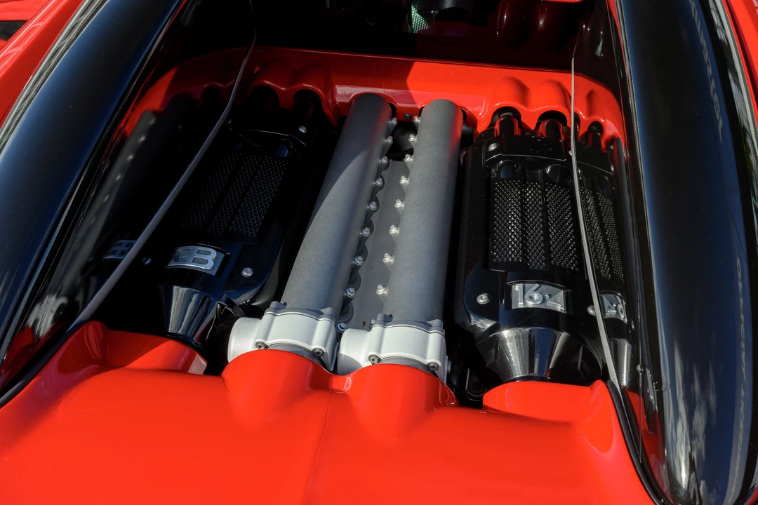 2008 Bugatti Veyron - Image 11 of 31