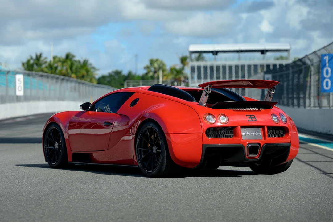 2008 Bugatti Veyron - Image 4 of 31