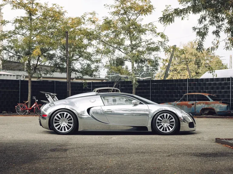 2008 Bugatti Veyron - Image 6 of 31