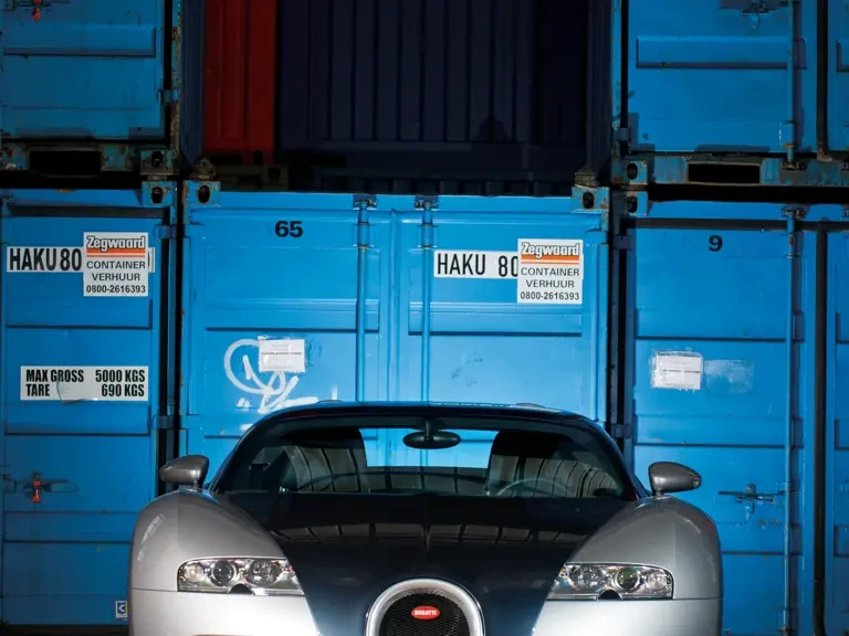 2008 Bugatti Veyron - Image 16 of 20