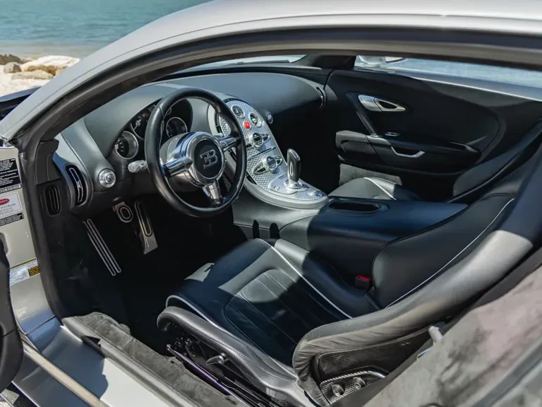 2008 Bugatti Veyron - Image 5 of 31