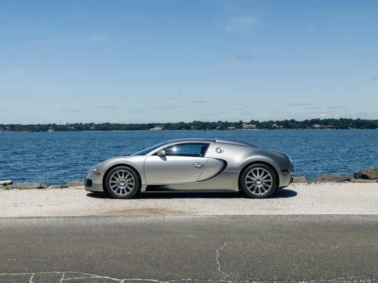 2008 Bugatti Veyron - Image 12 of 31
