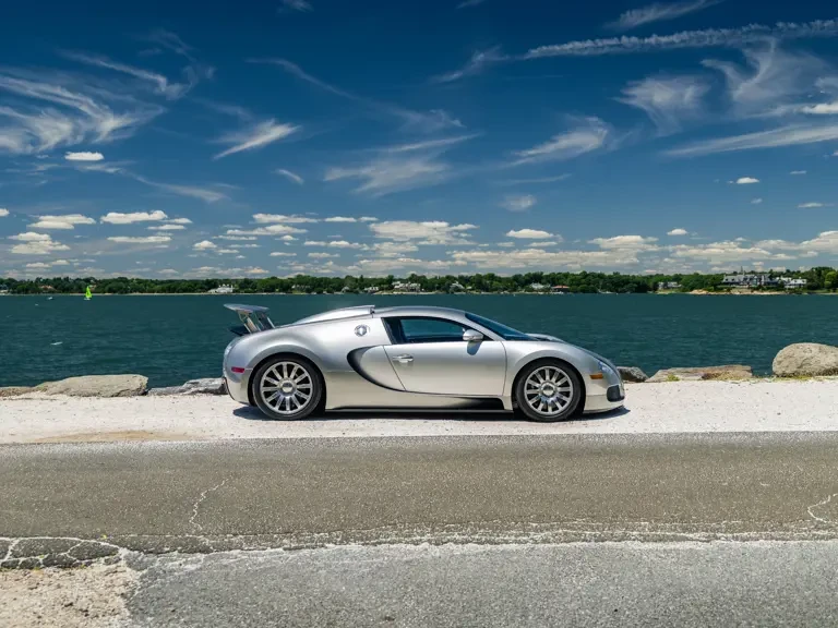 2008 Bugatti Veyron - Image 6 of 31