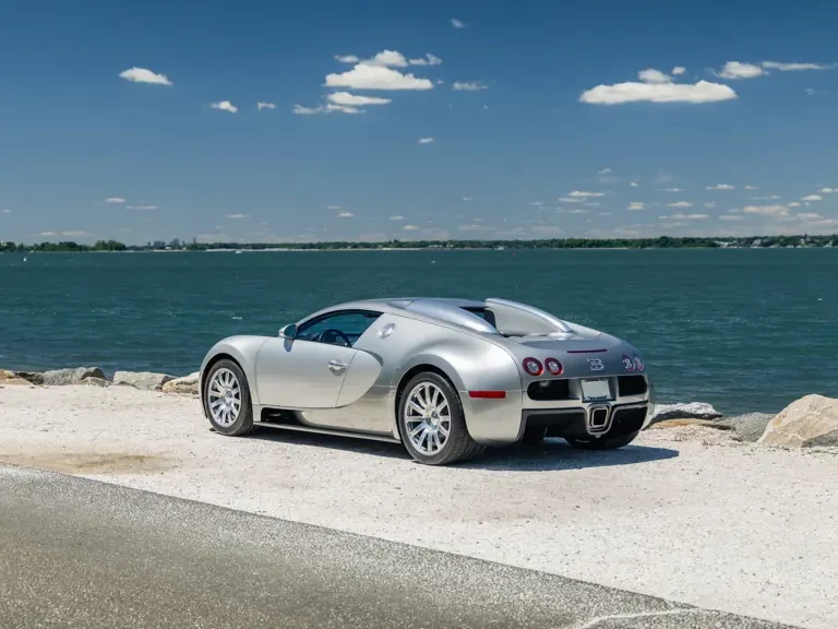 2008 Bugatti Veyron - Image 11 of 31