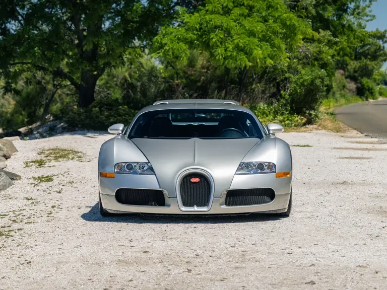 2008 Bugatti Veyron - Image 8 of 31
