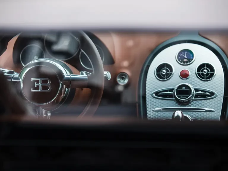 2008 Bugatti Veyron - Image 11 of 31
