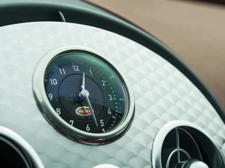 2008 Bugatti Veyron - Image 13 of 31