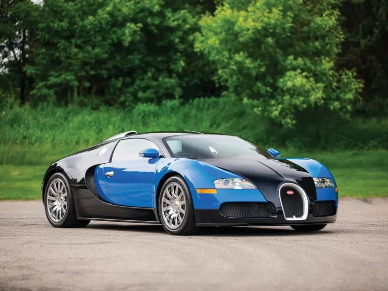 2008 Bugatti Veyron - Image 2 of 31