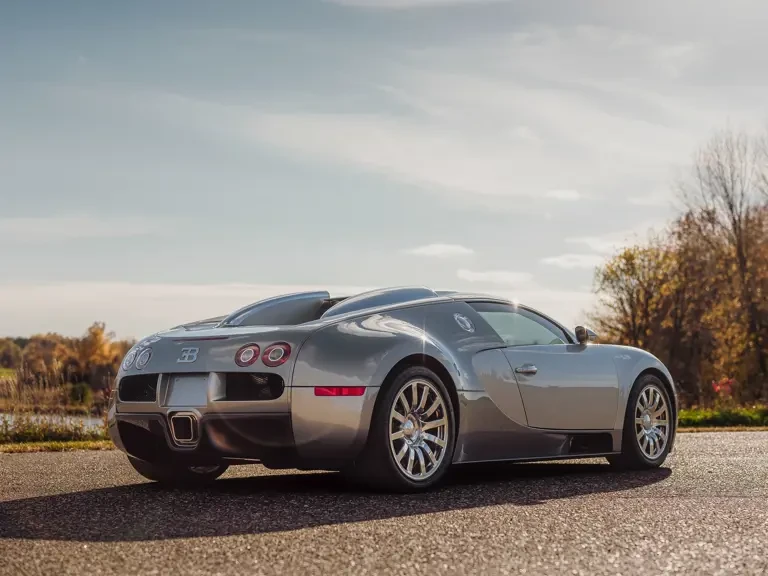 2008 Bugatti Veyron - Image 11 of 31