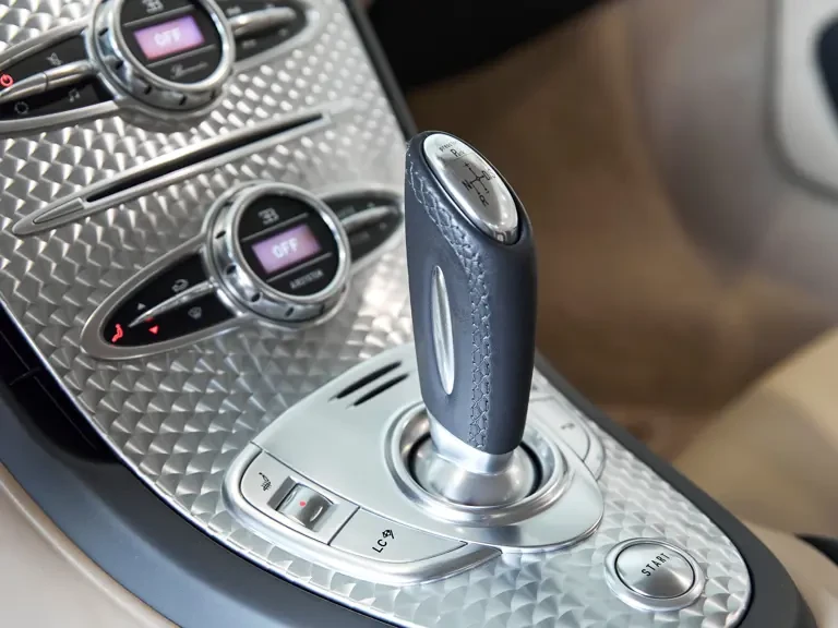 2008 Bugatti Veyron - Image 29 of 31