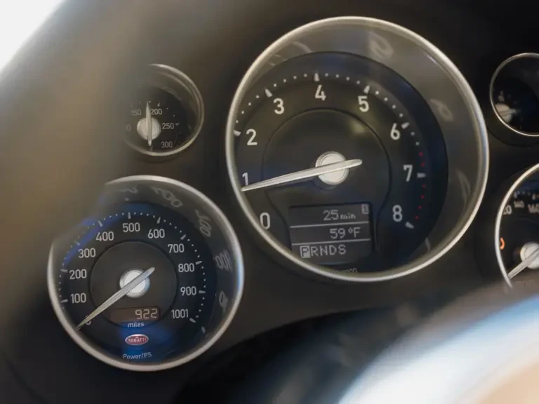 2008 Bugatti Veyron - Image 30 of 31
