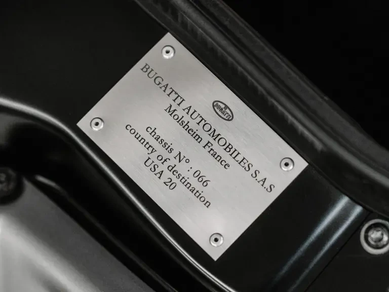 2008 Bugatti Veyron - Image 30 of 31