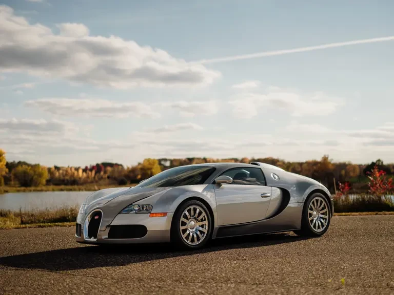2008 Bugatti Veyron - Image 10 of 31