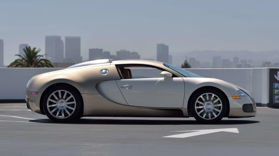 2008 Bugatti Veyron - Image 2 of 20