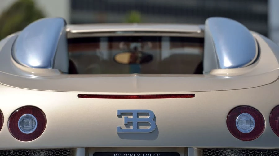 2008 Bugatti Veyron - Image 10 of 20