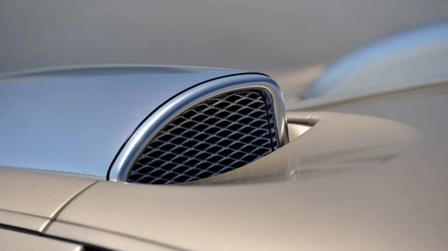 2008 Bugatti Veyron - Image 18 of 20