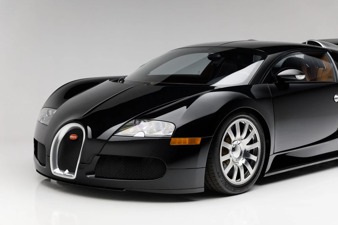 2008 Bugatti Veyron - Image 18 of 31