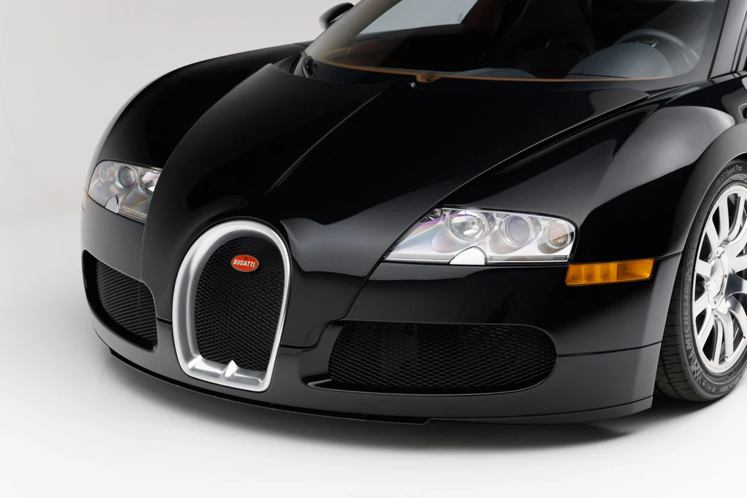2008 Bugatti Veyron - Image 19 of 31