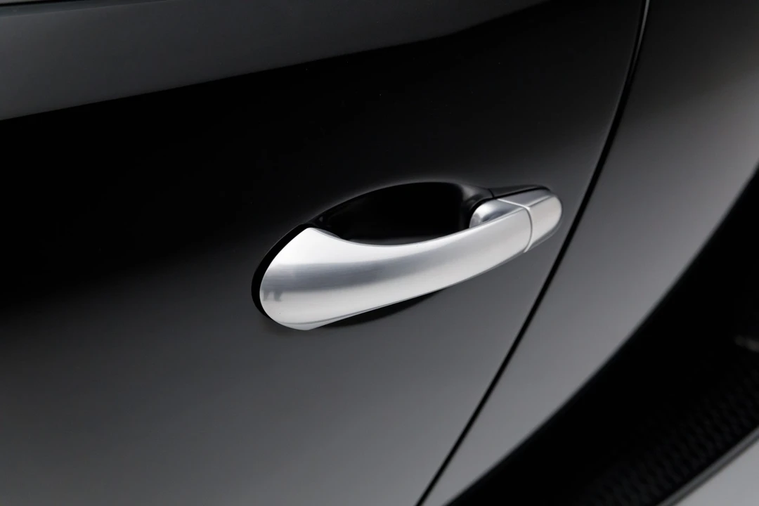 2008 Bugatti Veyron - Image 28 of 31