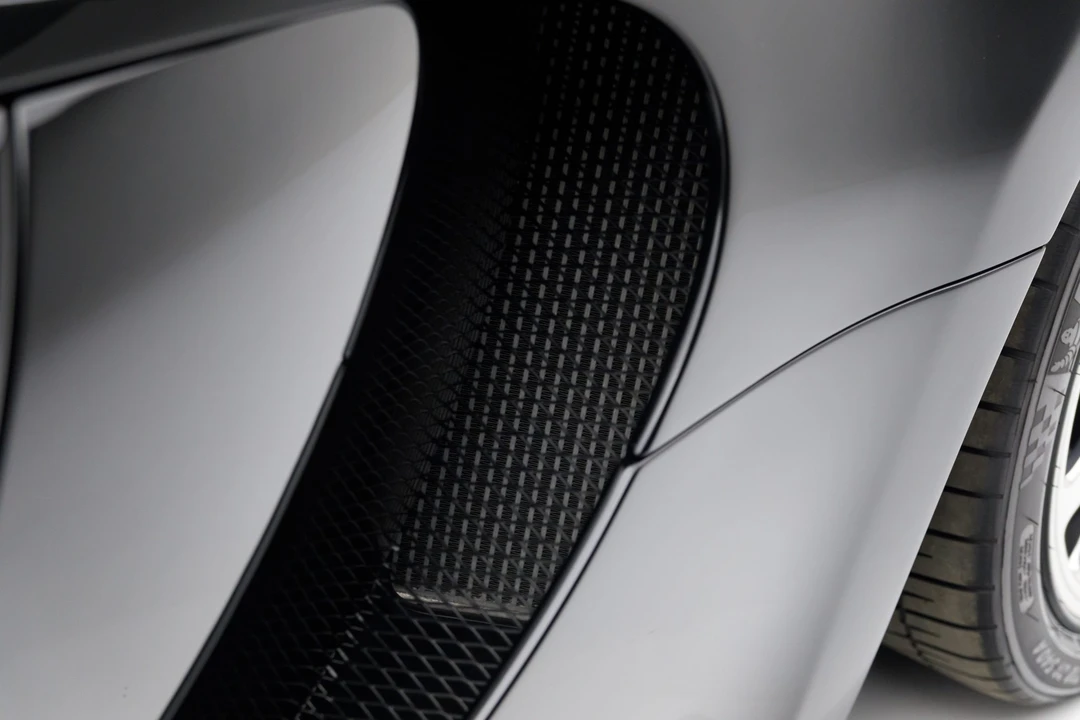 2008 Bugatti Veyron - Image 29 of 31