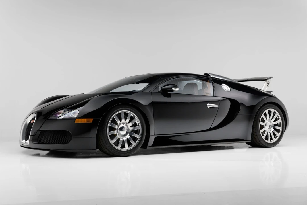 2008 Bugatti Veyron - Image 11 of 31