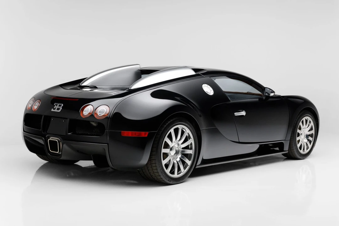 2008 Bugatti Veyron - Image 4 of 31