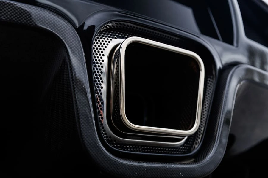 2008 Bugatti Veyron - Image 10 of 31