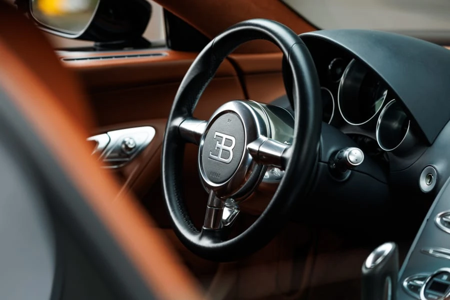 2008 Bugatti Veyron - Image 29 of 31