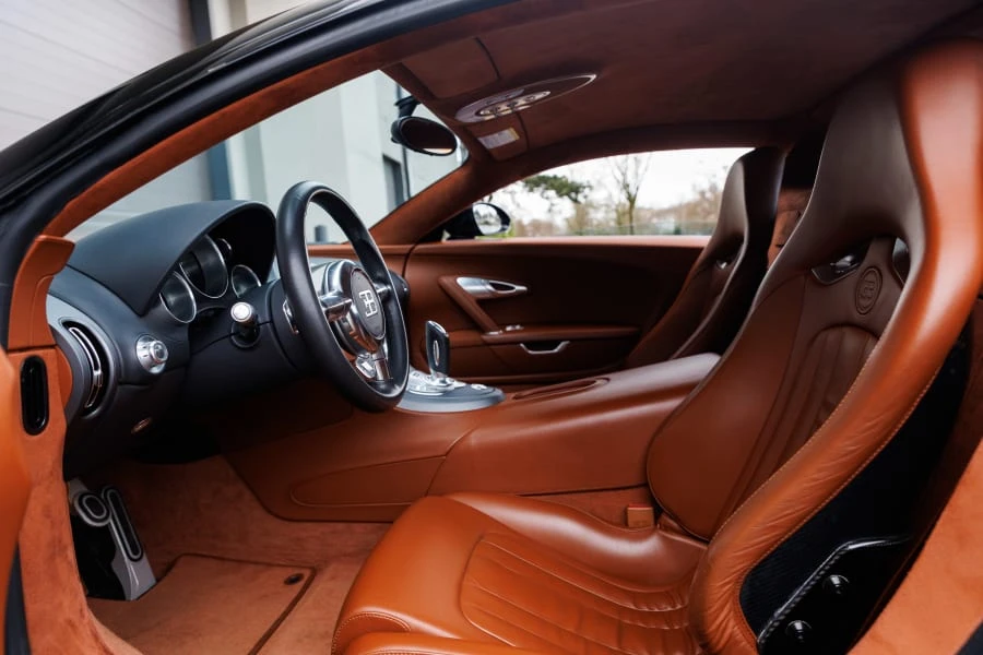 2008 Bugatti Veyron - Image 26 of 31