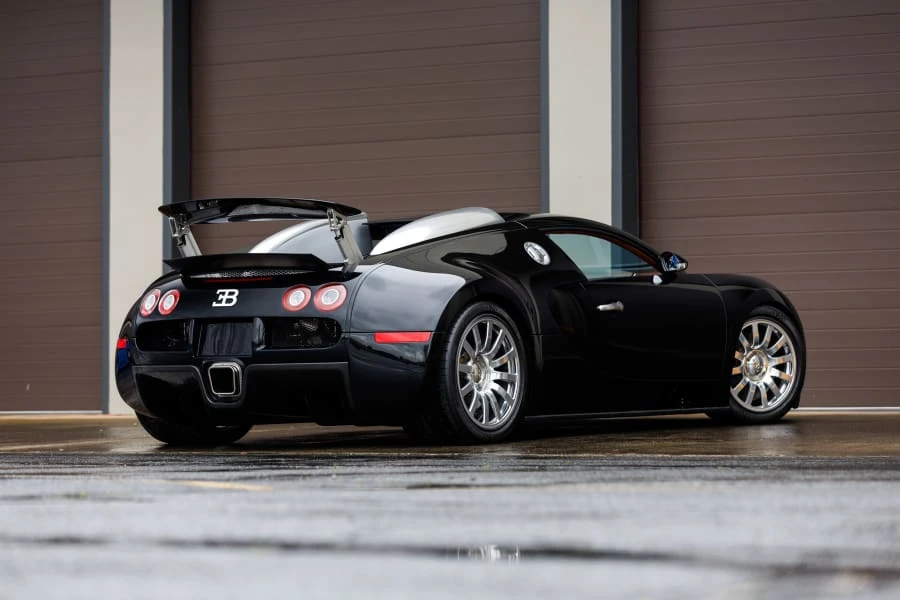 2008 Bugatti Veyron - Image 3 of 31