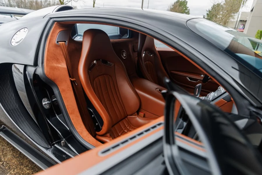 2008 Bugatti Veyron - Image 30 of 31