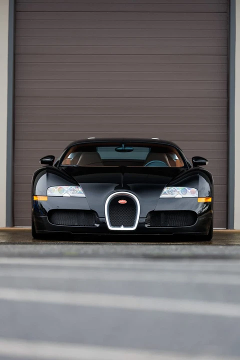 2008 Bugatti Veyron - Image 15 of 31