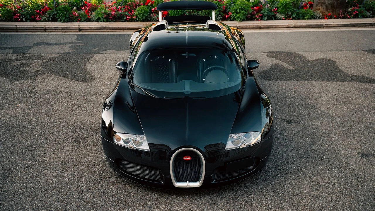 2008 Bugatti Veyron - Image 10 of 31