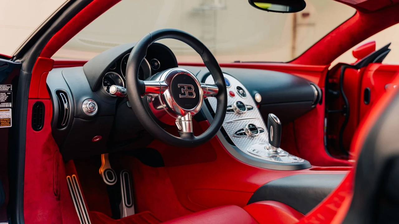 2008 Bugatti Veyron - Image 6 of 31