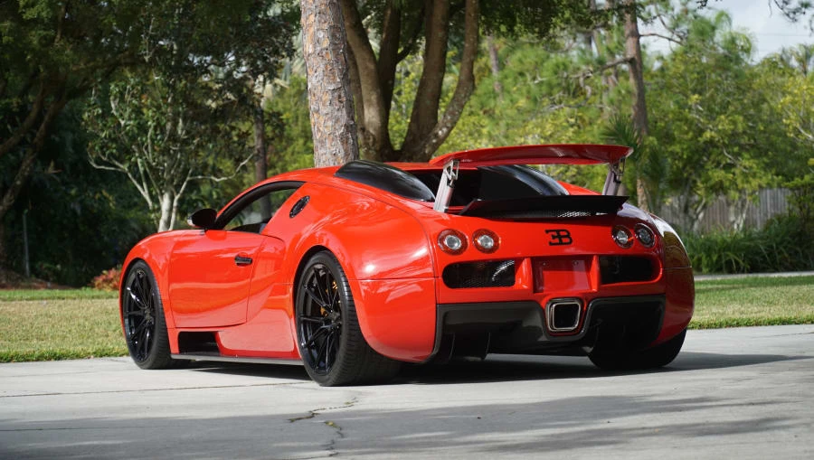 2008 Bugatti Veyron - Image 18 of 31